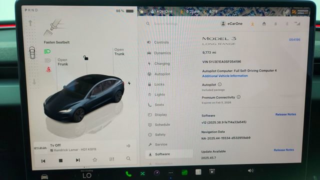 Used 2025 Tesla Model 3 Long Range image 37