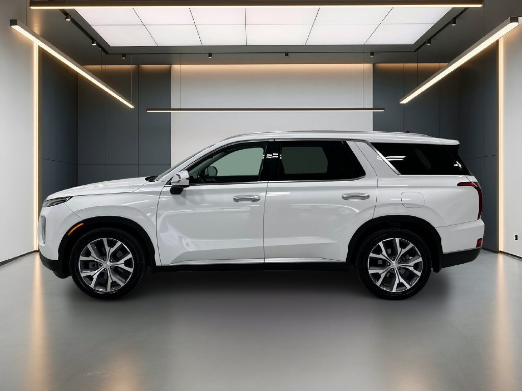 Used 2021 Hyundai Palisade SEL w/ Premium Package FWD image 2