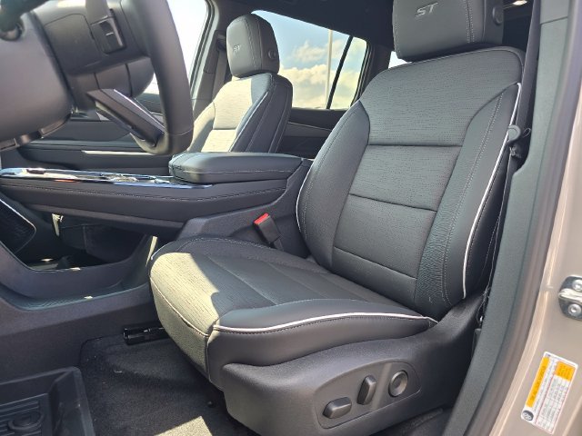 New 2026 Buick Enclave Sport Touring w/ Power Package AWD/4WD image 25