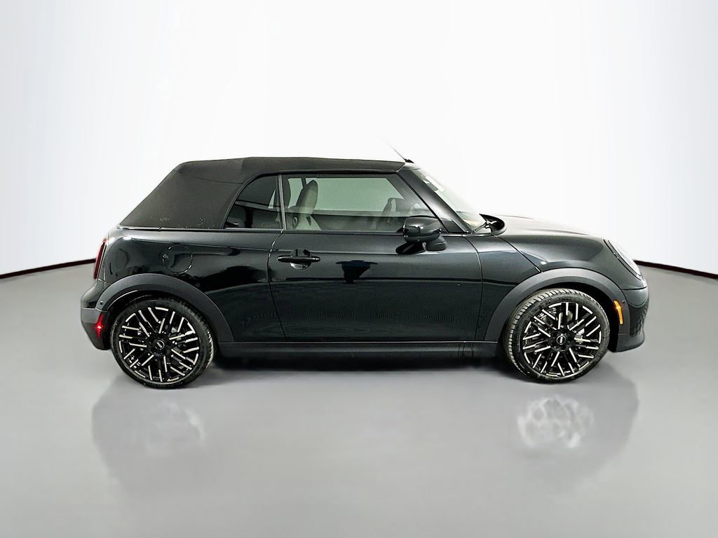 Certified 2025 MINI Cooper S FWD image 4