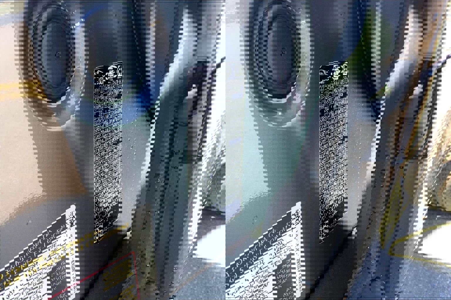 New 2026 Land Rover Range Rover Velar Dynamic SE image 18