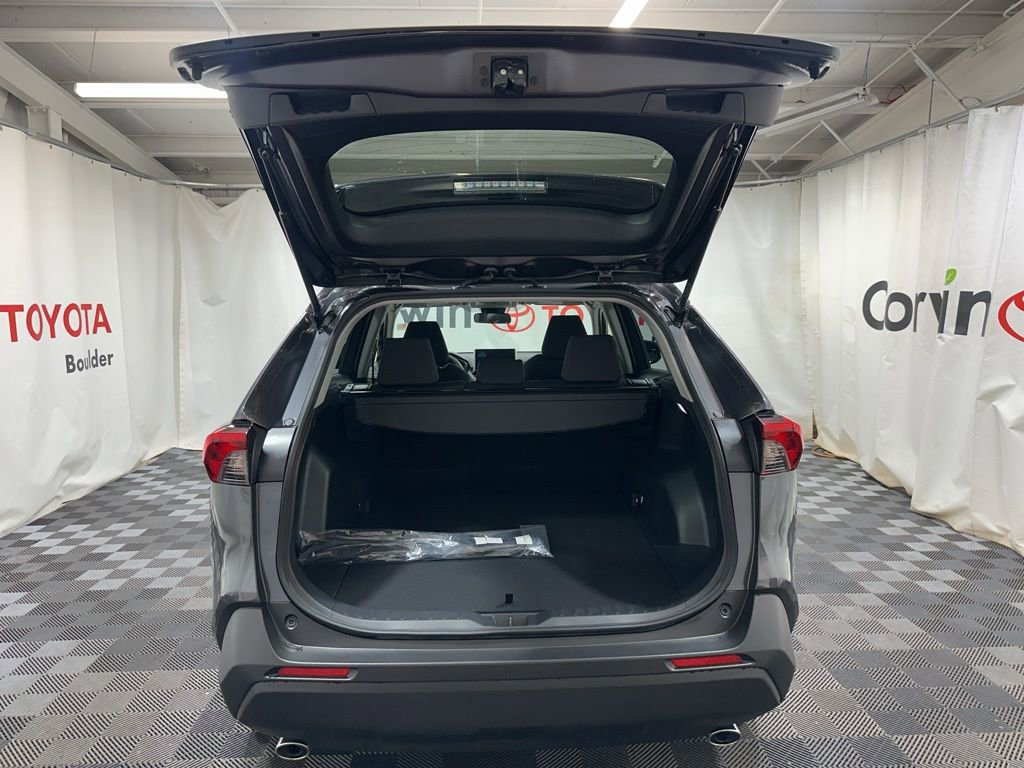 Used 2025 Toyota RAV4 XLE image 14