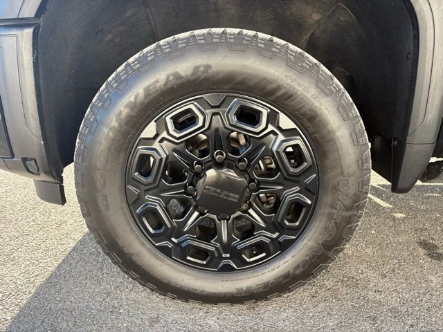 Used 2024 GMC Sierra 2500 Denali Ultimate image 13