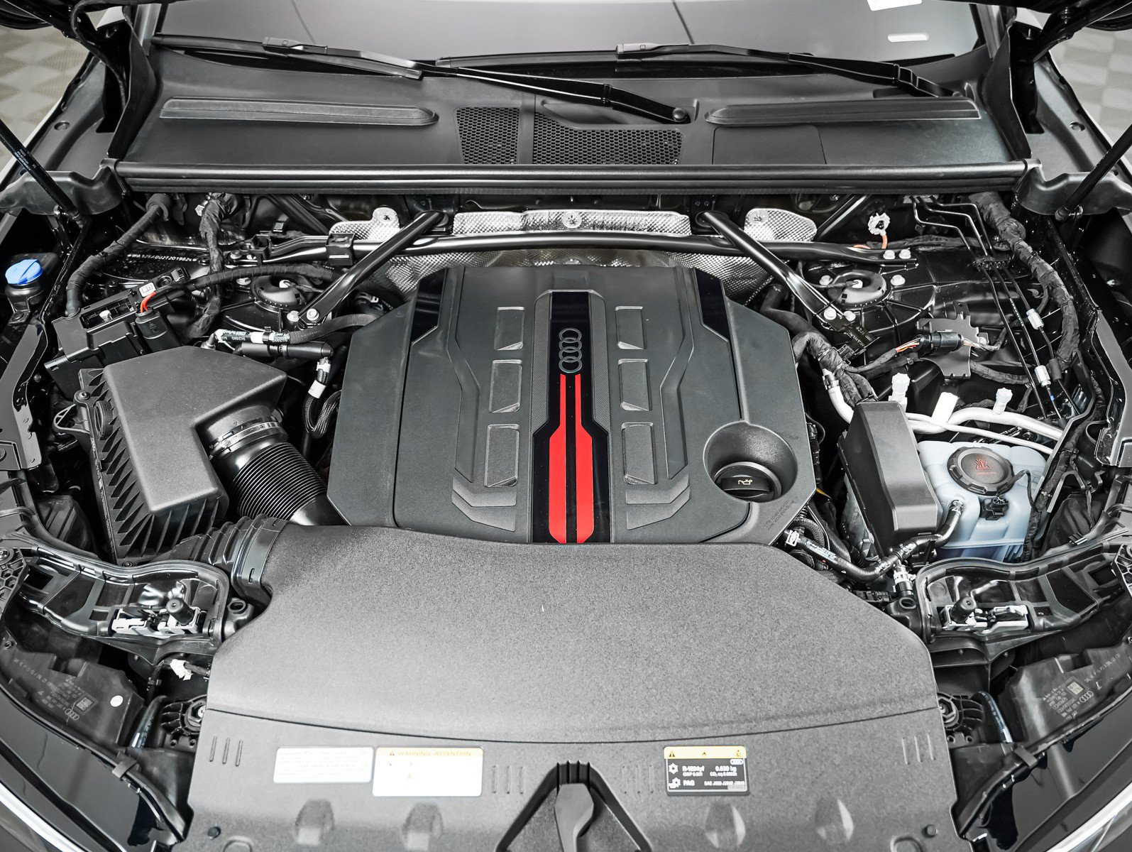 New 2026 Audi SQ5 Premium Plus AWD/4WD image 4