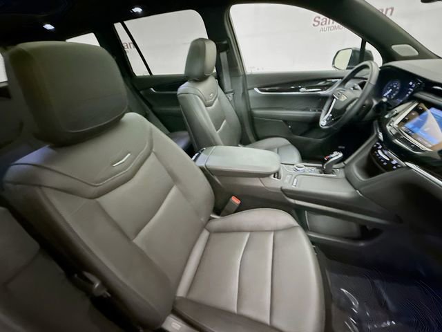 Used 2025 Cadillac XT6 Premium Luxury w/ Technology Package image 33