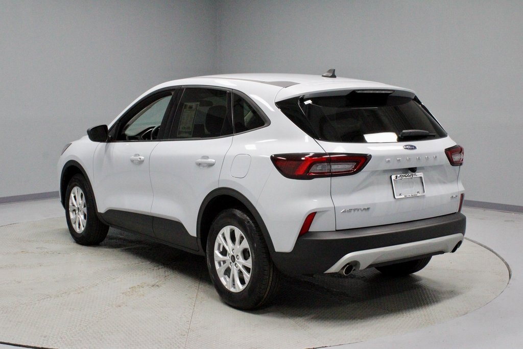 Certified 2025 Ford Escape Active image 8