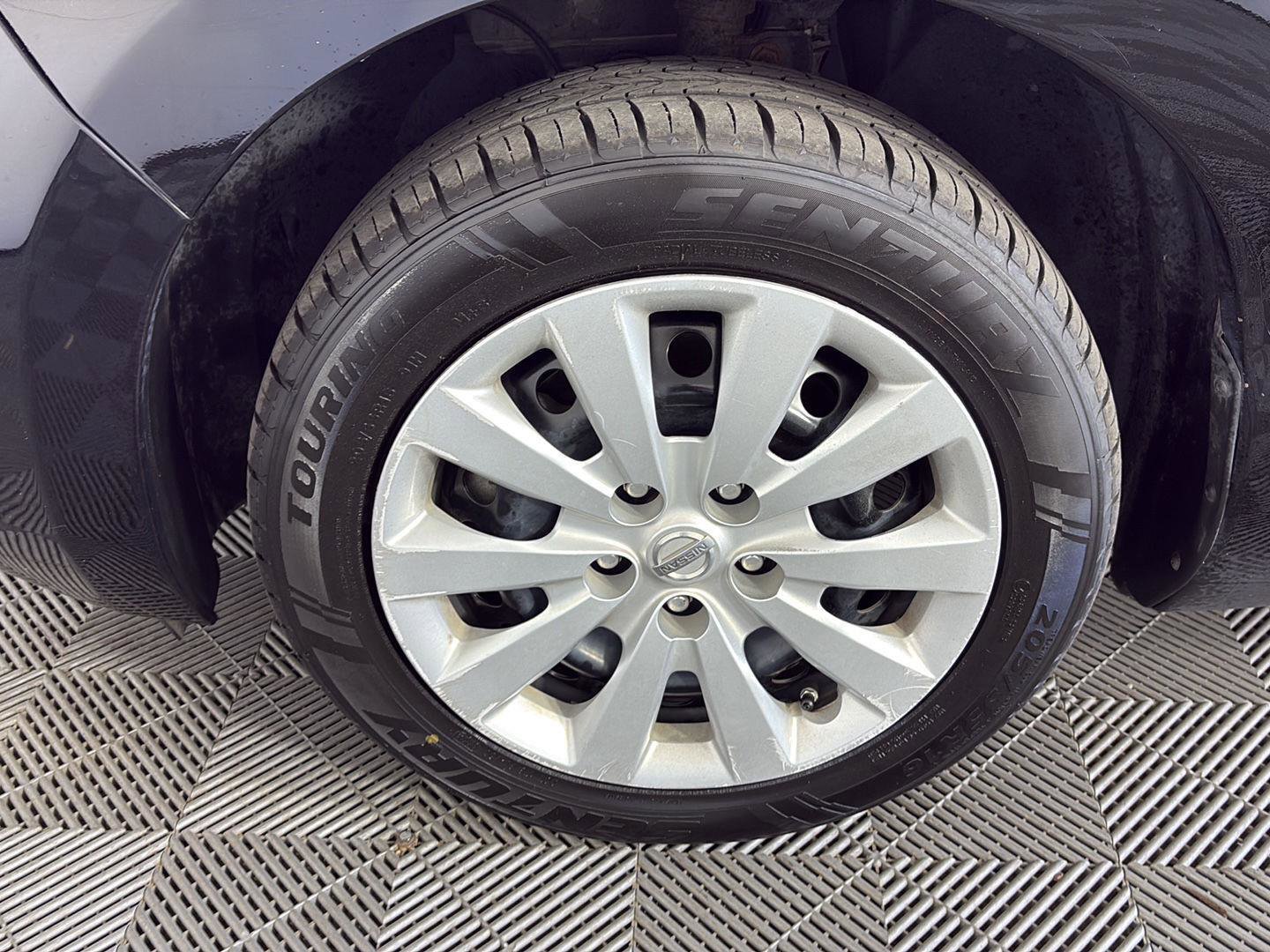 Used 2015 Nissan Leaf S w/ Charge Package image 15