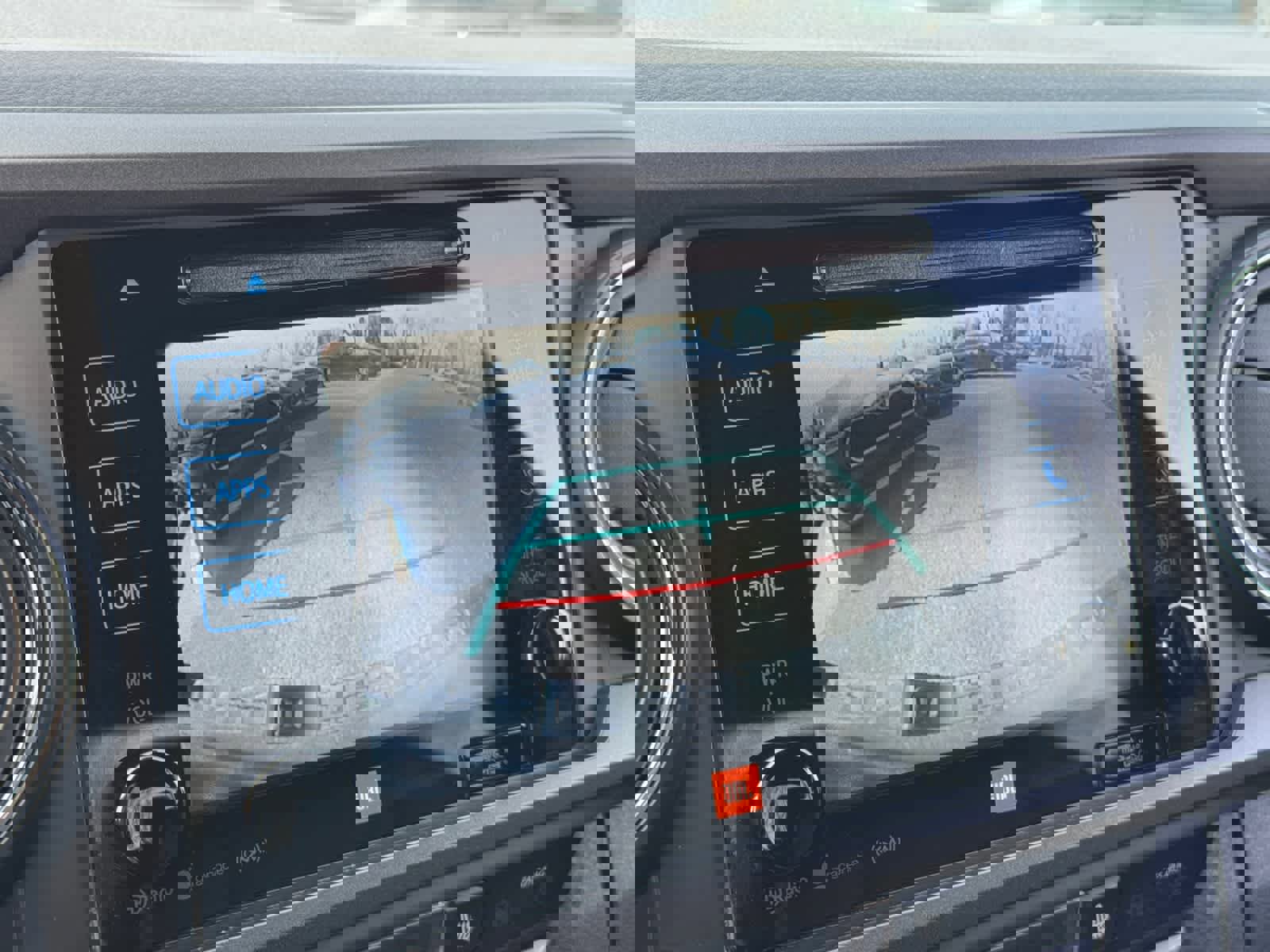 Used 2019 Toyota Tacoma TRD Sport AWD/4WD image 23