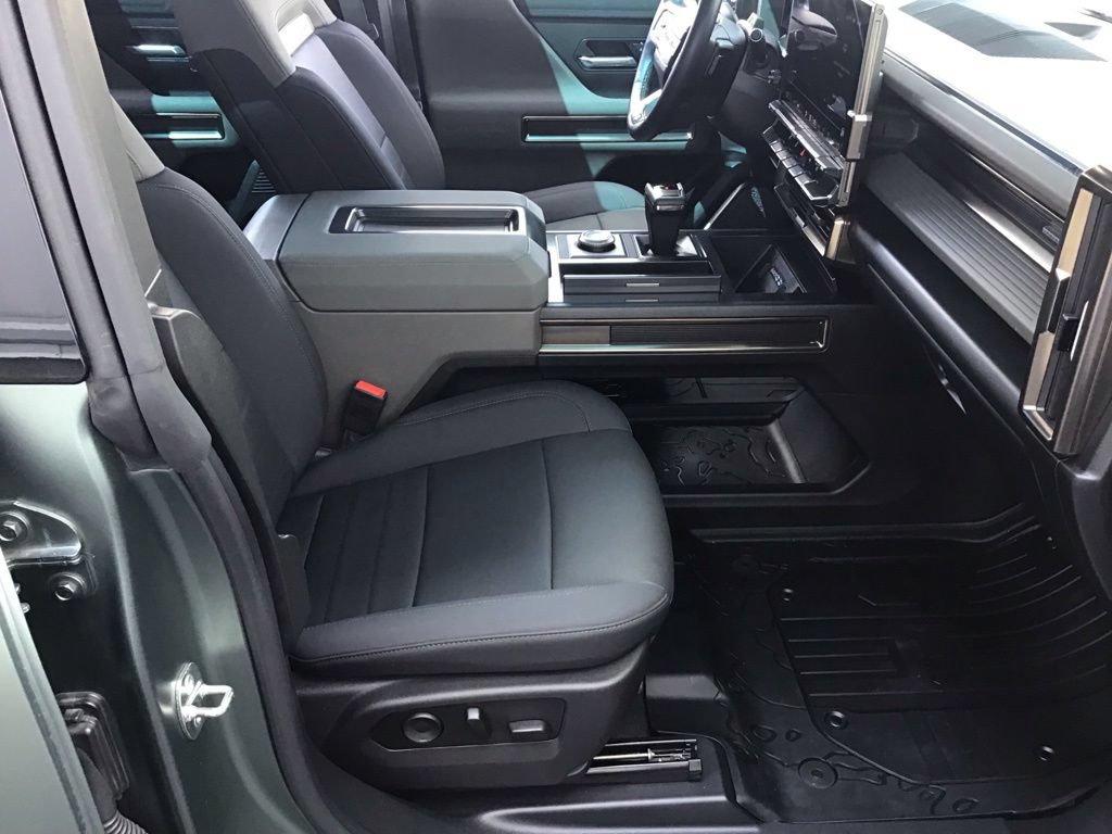 Used 2024 GMC Hummer EV 3X AWD/4WD image 11