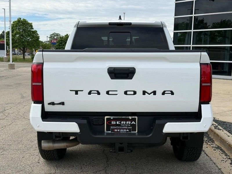 Used 2024 Toyota Tacoma TRD Off-Road w/ TRD Off Road Upgrade Package AWD/4WD image 3