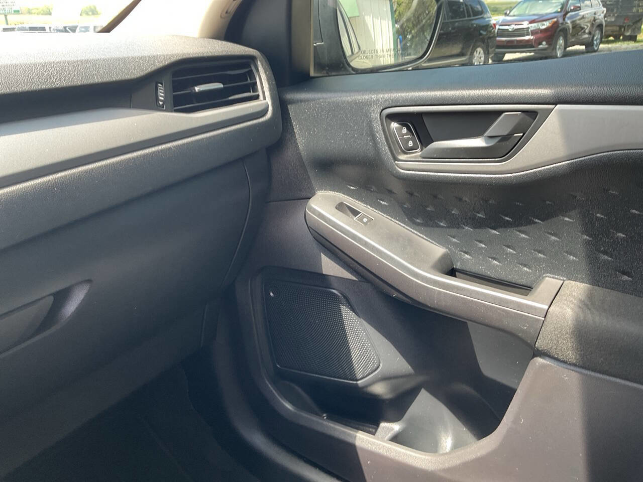 Used 2020 Ford Escape S image 14