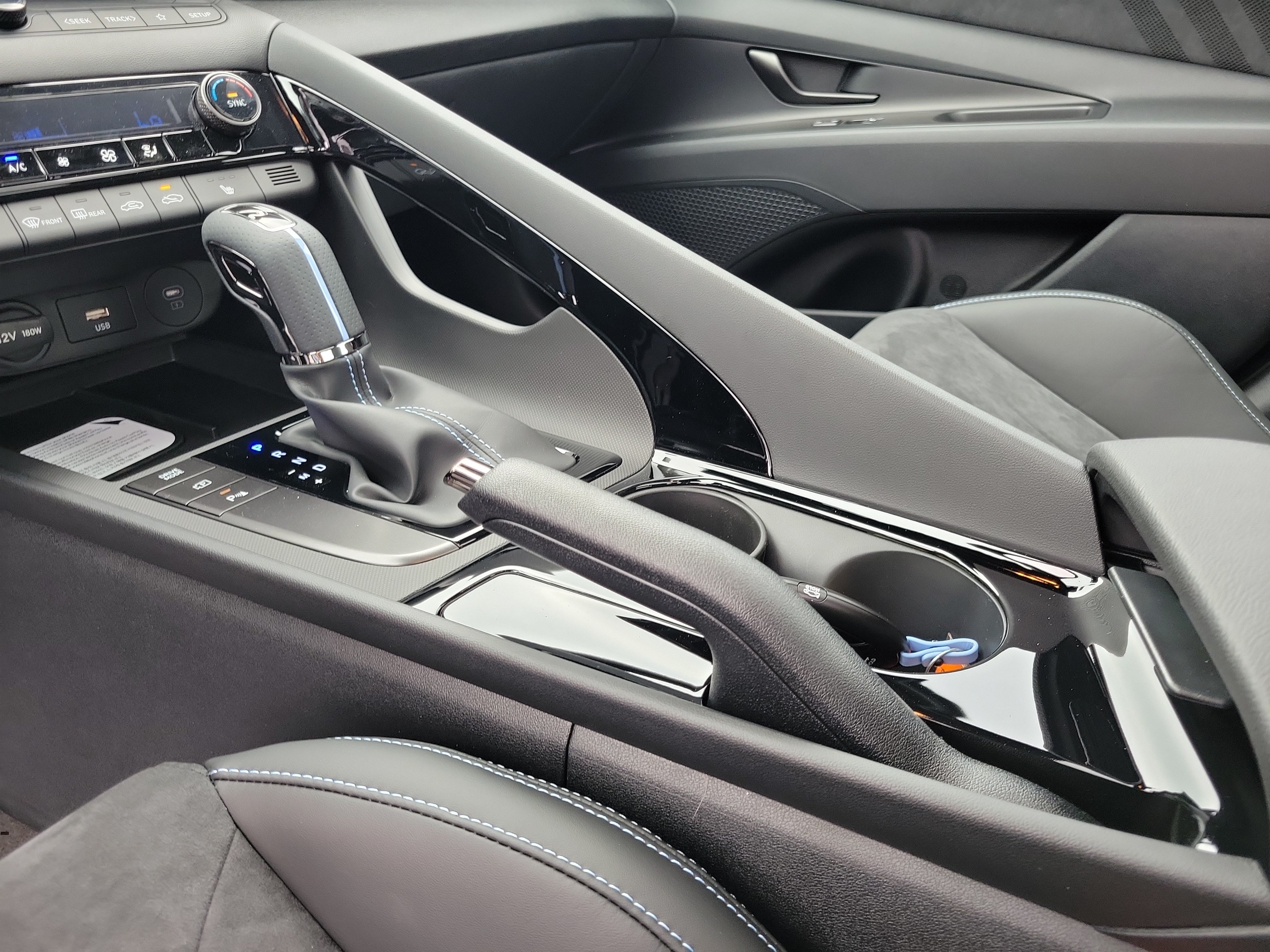 New 2026 Hyundai Elantra N FWD image 12