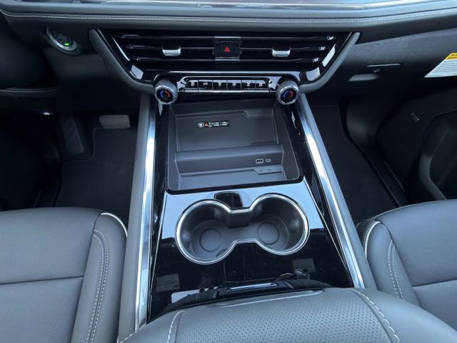 New 2026 Chevrolet Suburban Premier image 17