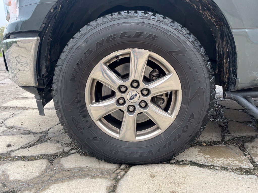 Used 2018 Ford F150 XLT w/ Equipment Group 301A Mid AWD/4WD image 9