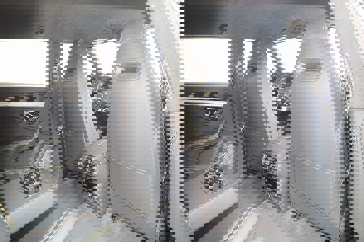 Used 2021 Lamborghini Urus image 19