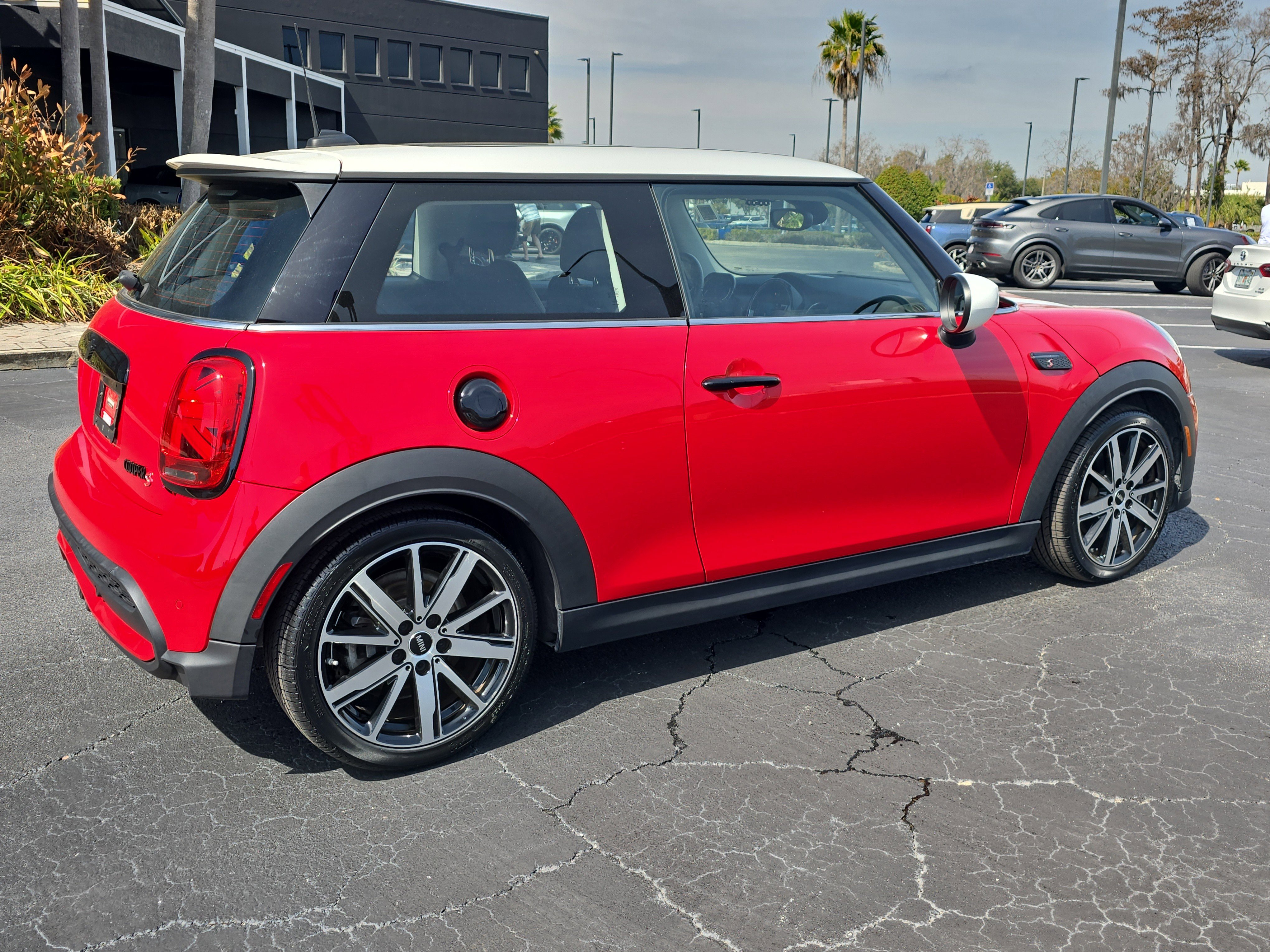 Used 2023 MINI Cooper S FWD image 3