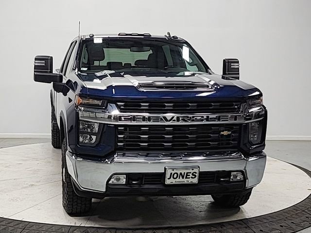 Used 2022 Chevrolet Silverado 3500 LT w/ Convenience Package image 2
