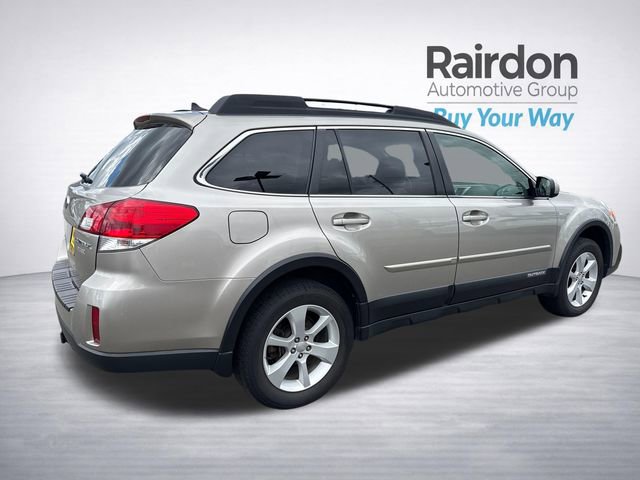 Used 2014 Subaru Outback 2.5i Premium w/ Accessory Value Package (OY1) AWD/4WD image 7