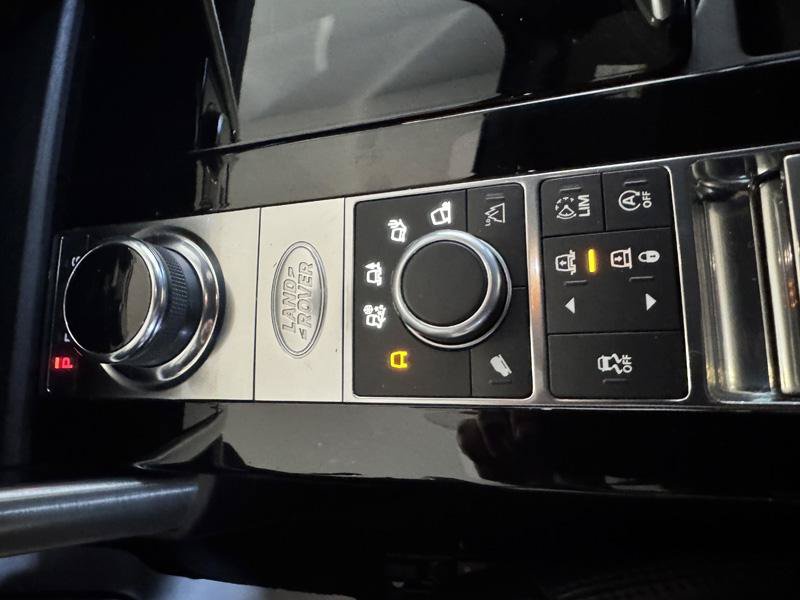 Used 2018 Land Rover Discovery HSE Luxury AWD/4WD image 29