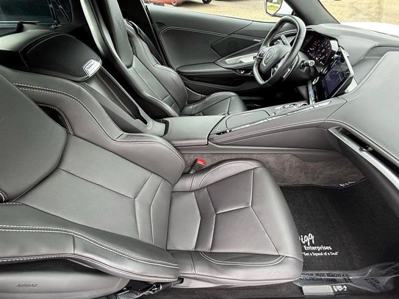 Used 2022 Chevrolet Corvette STINGRAY 1LT image 33