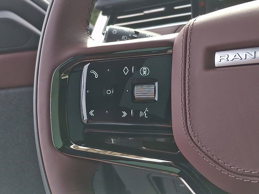 New 2025 Land Rover Range Rover Sport Dynamic SE image 13