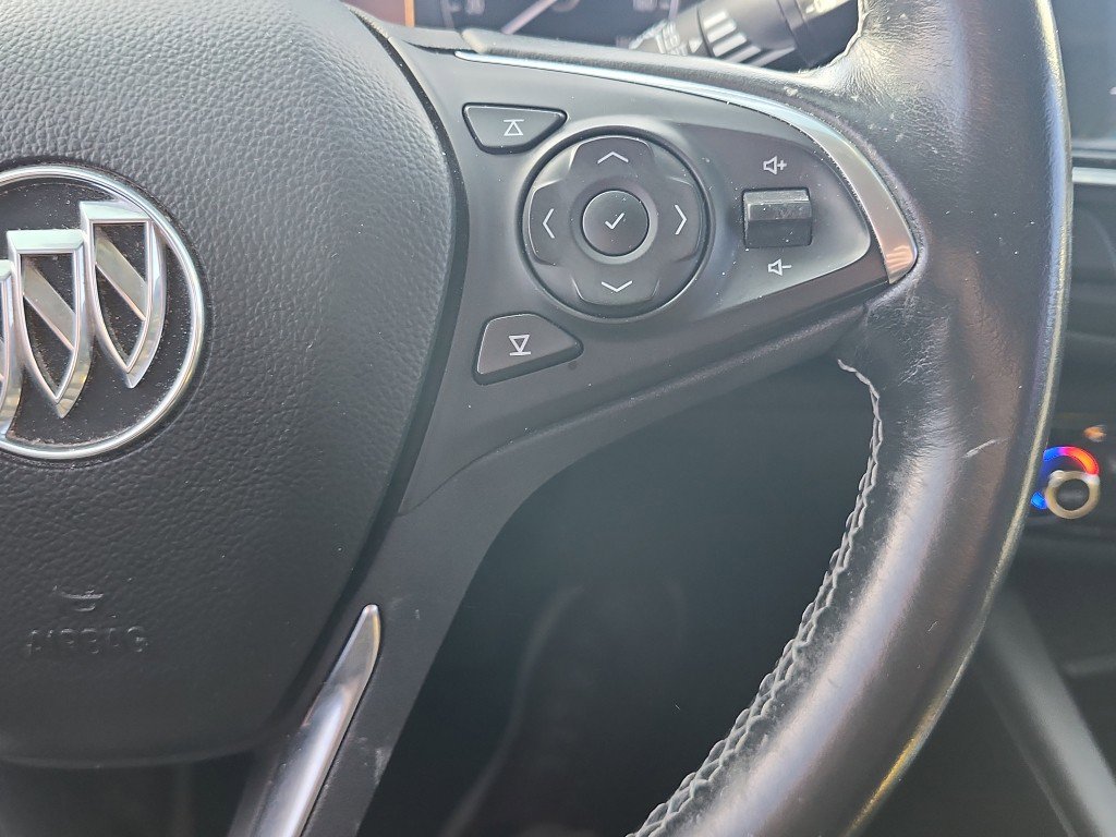 Used 2019 Buick Regal Essence w/ Driver Confidence Package I image 15