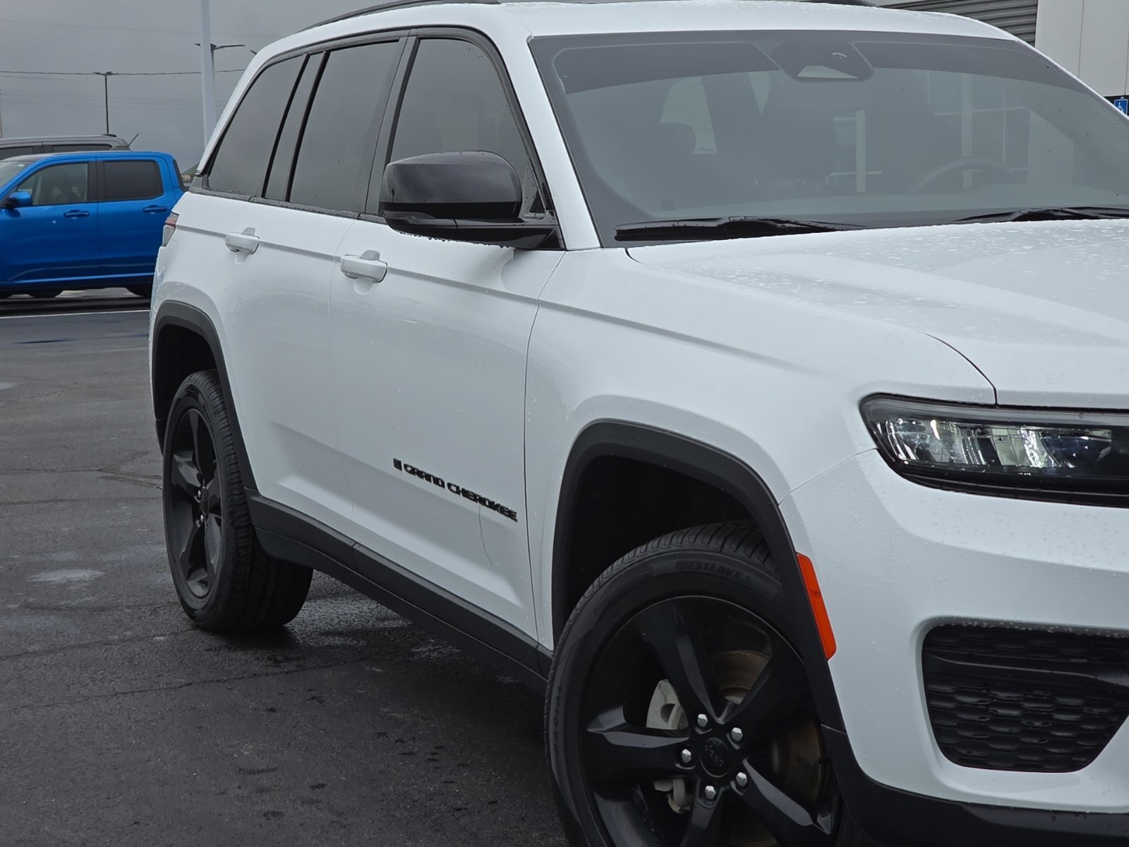 Used 2023 Jeep Grand Cherokee Altitude AWD/4WD image 67