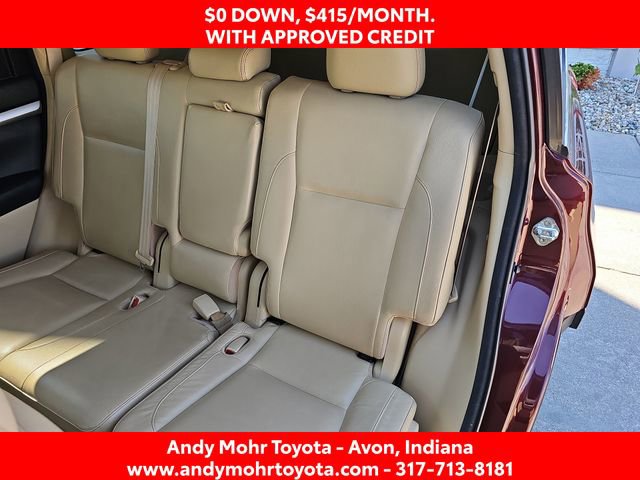 Used 2017 Toyota Highlander XLE AWD/4WD image 28