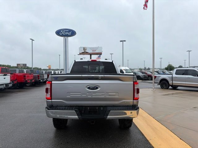 Used 2021 Ford F150 Lariat w/ Equipment Group 502A High AWD/4WD image 4