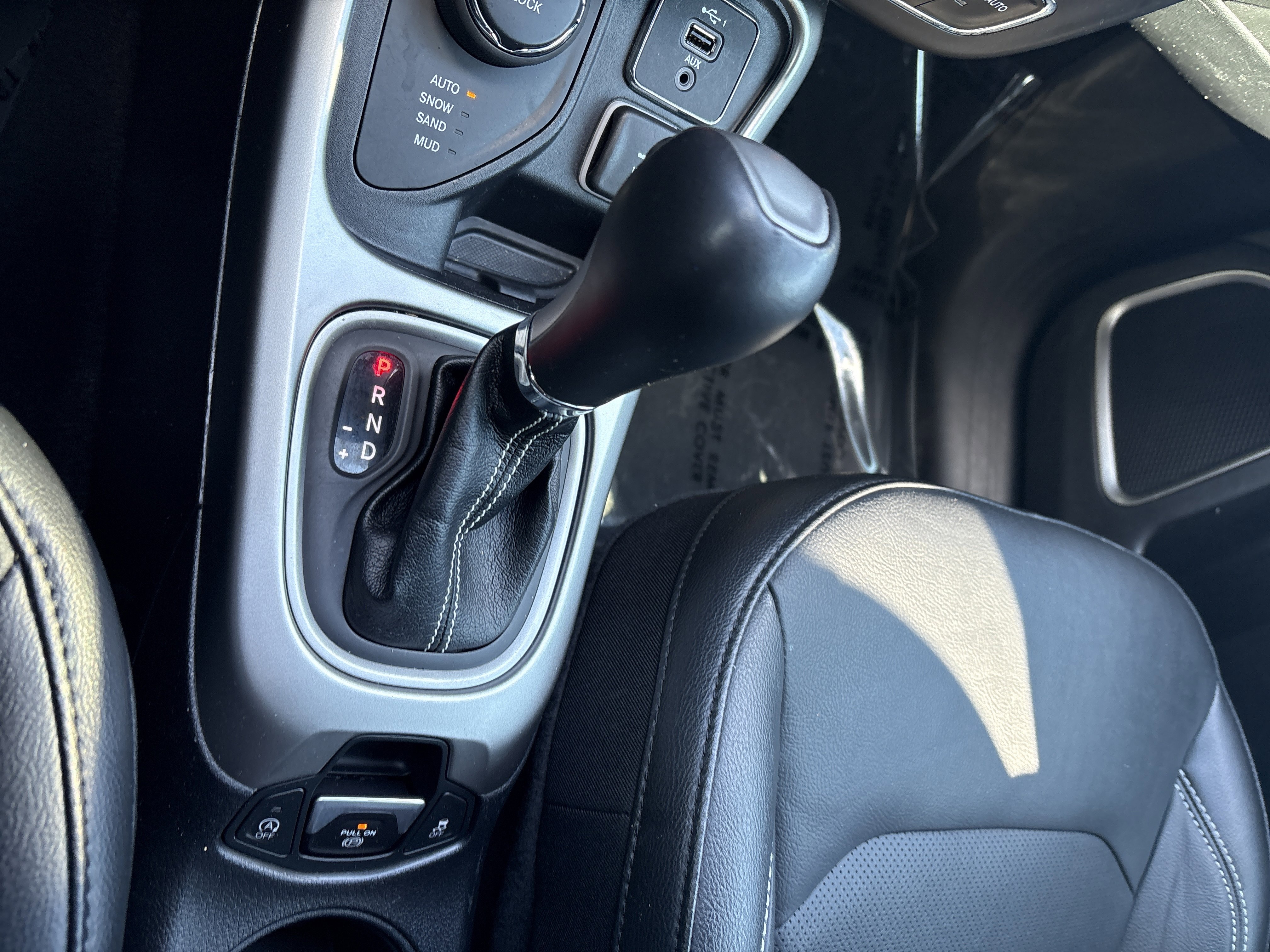 Certified 2021 Jeep Compass Latitude image 30