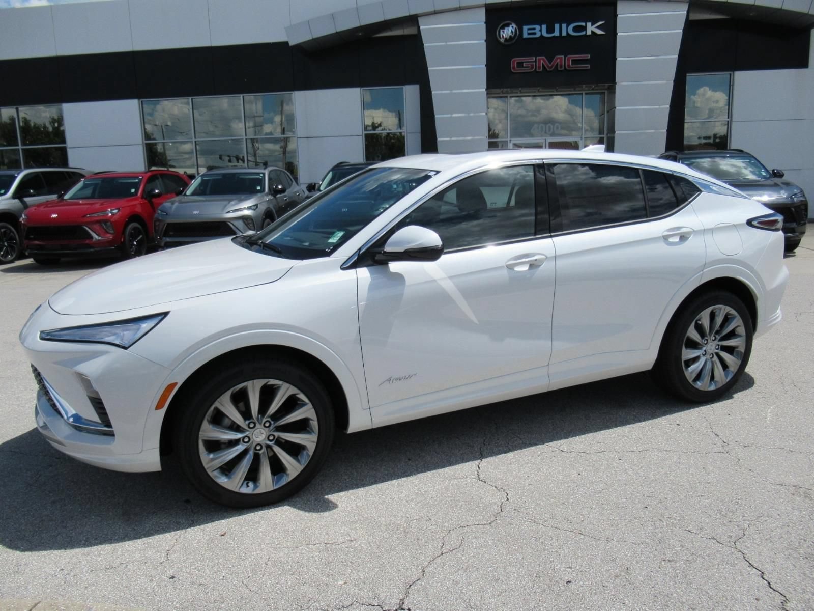 New 2026 Buick Envista Sport Touring FWD image 4