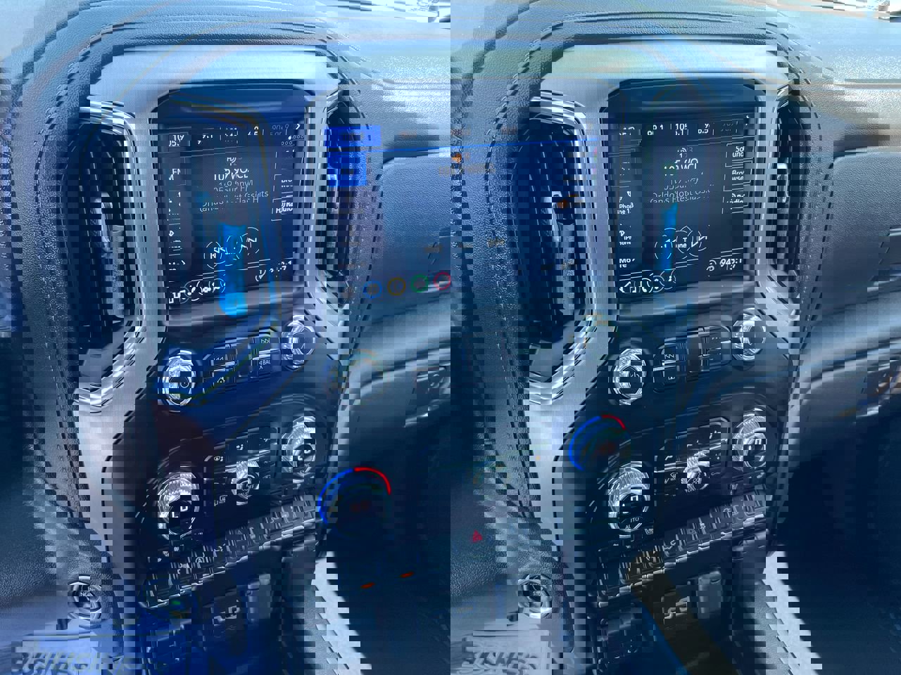 Used 2021 GMC Sierra 1500 SLT w/ SLT Premium Package RWD image 25