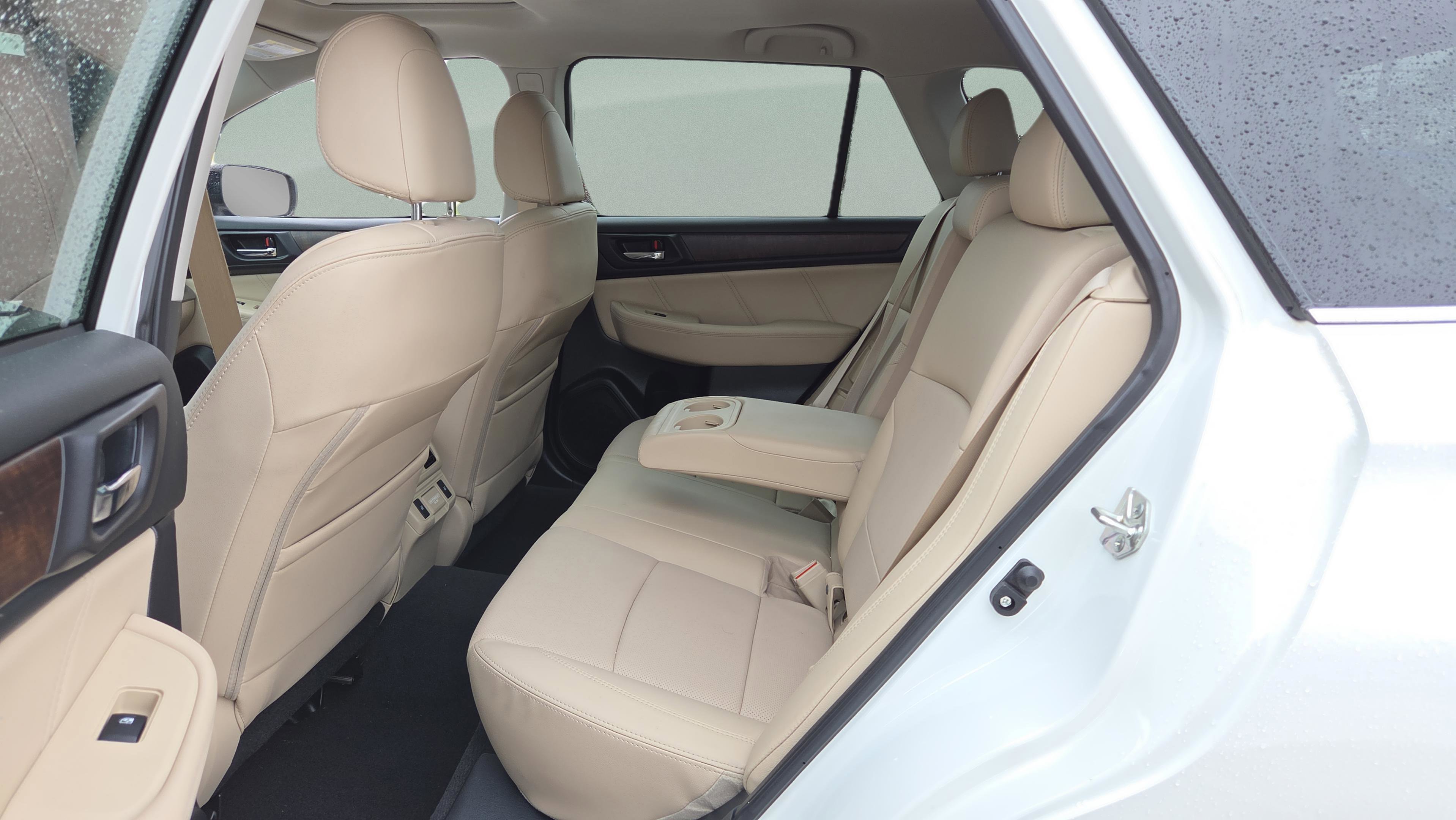 Used 2018 Subaru Outback 2.5i Limited image 12