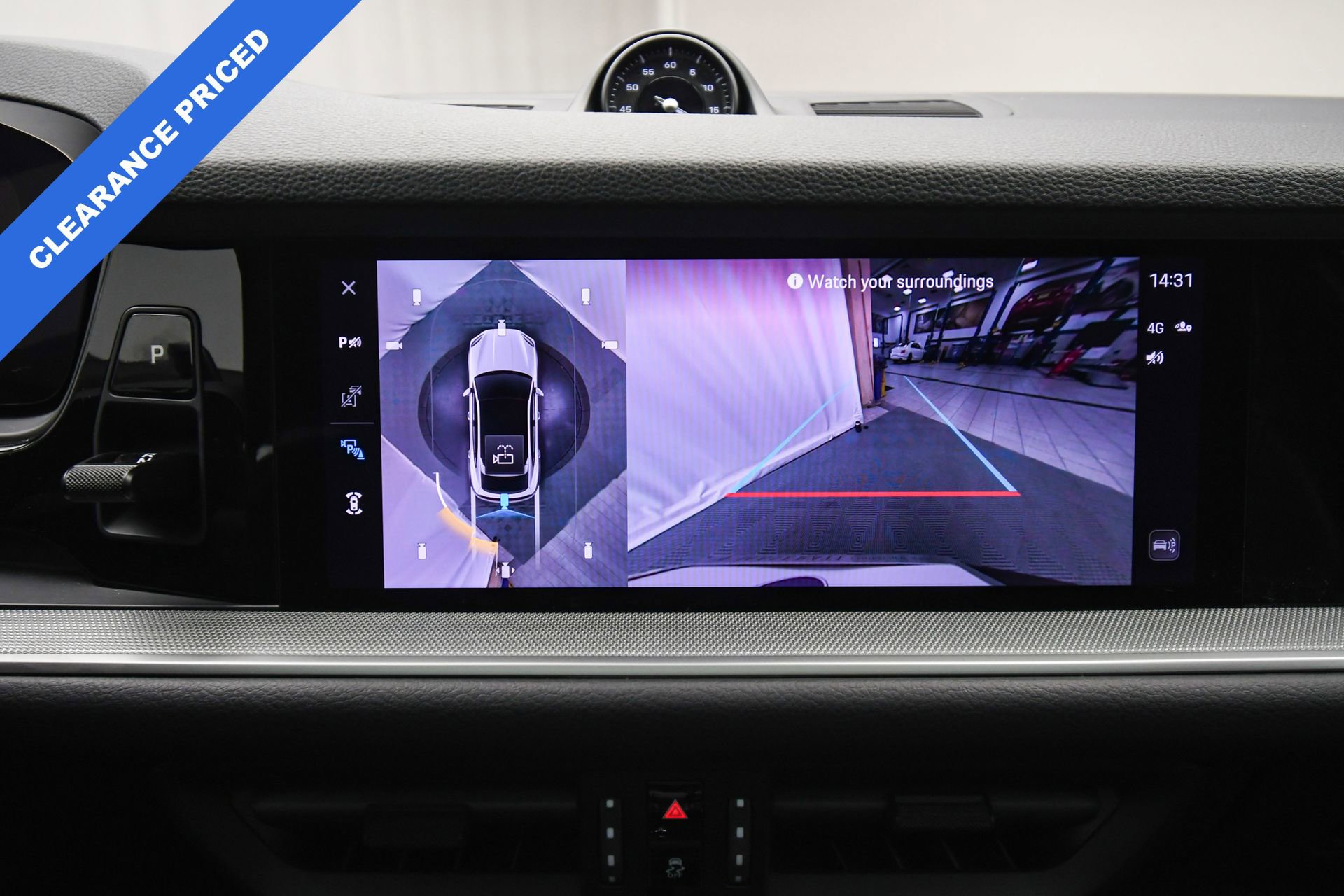 Used 2024 Porsche Cayenne Coupe image 40