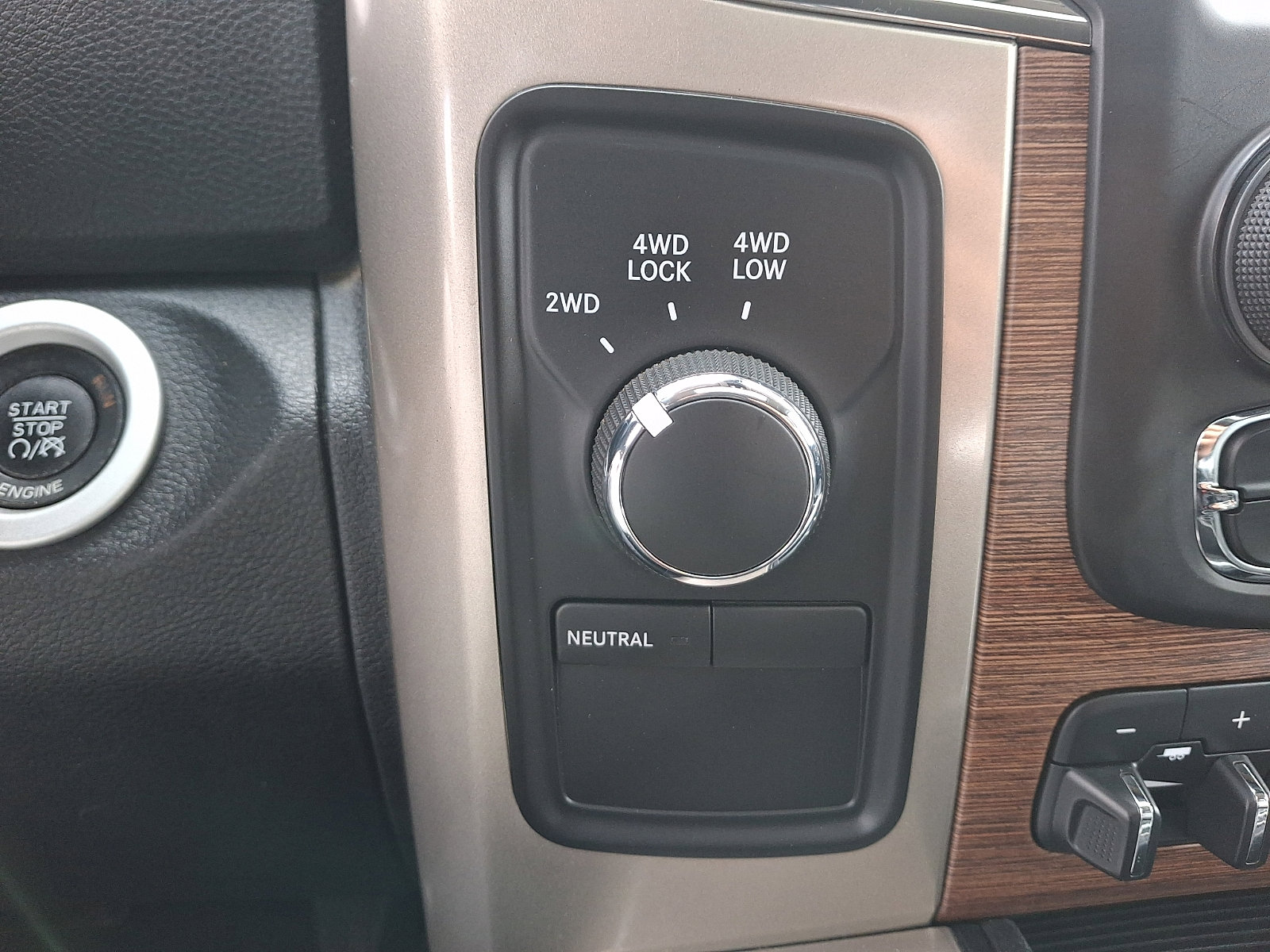 Used 2013 RAM 3500 Laramie image 21