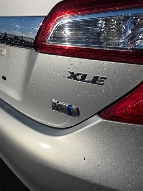 Used 2014 Toyota Camry Hybrid image 6