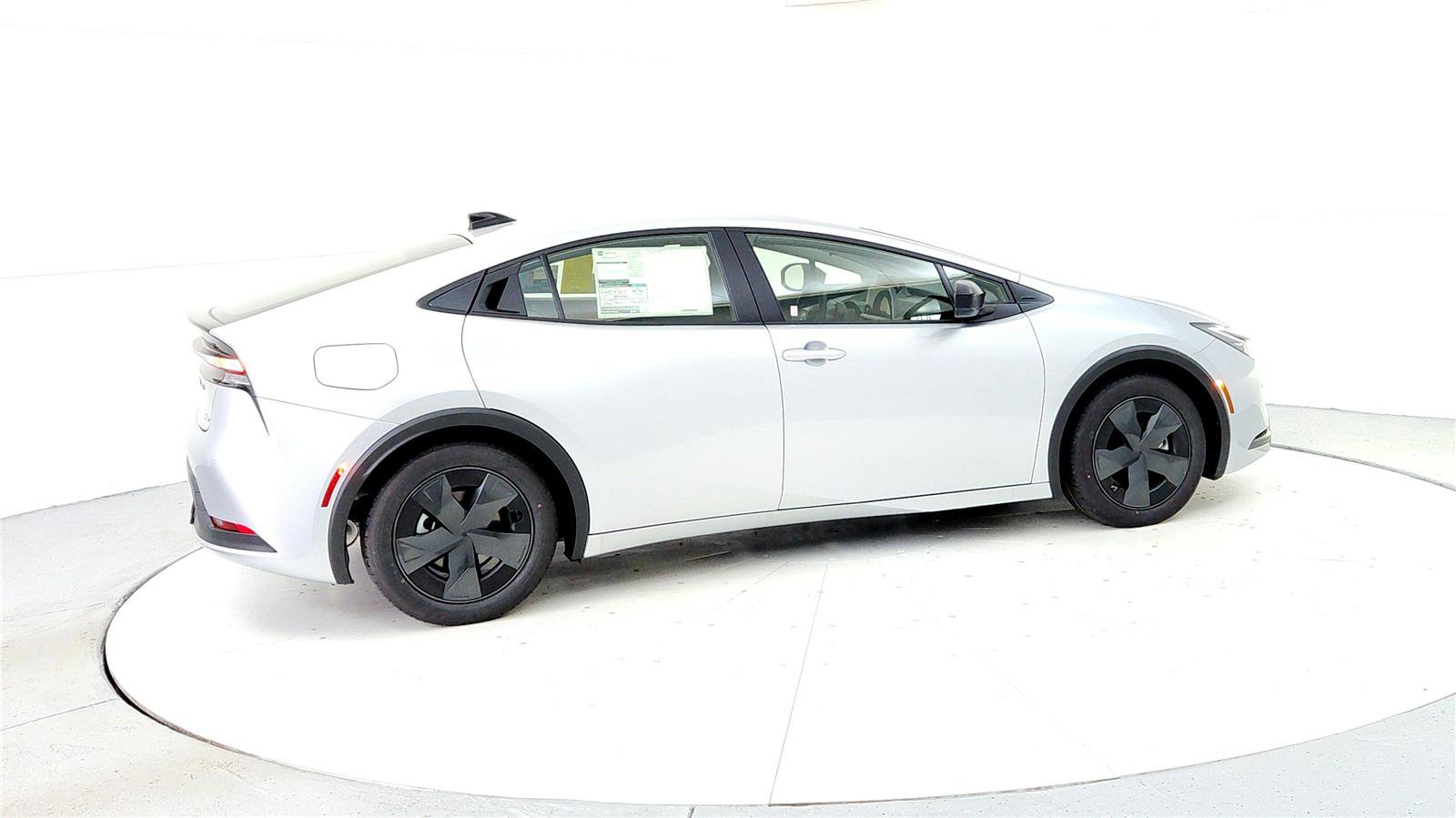 New 2026 Toyota Prius Plug-In Hybrid image 6