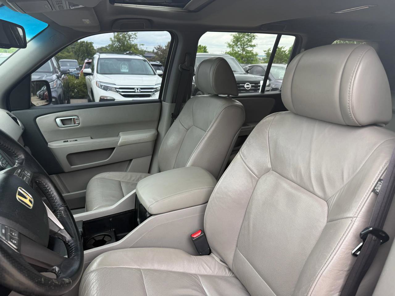 Used 2010 Honda Pilot EX-L image 9