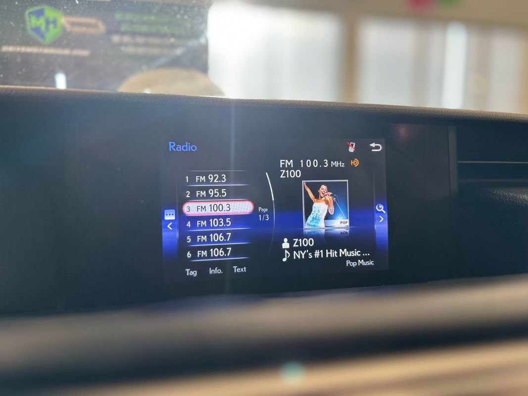 Used 2019 Lexus IS 300 F Sport w/ F Sport Package image 34