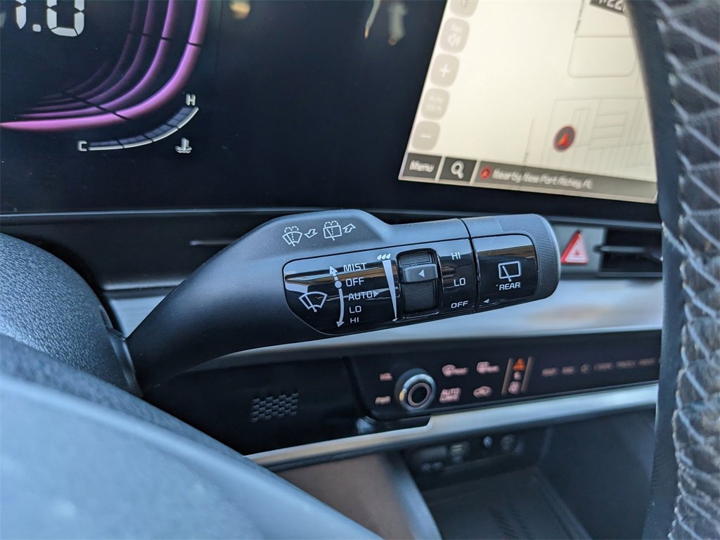 Certified 2025 Kia Sportage EX image 32