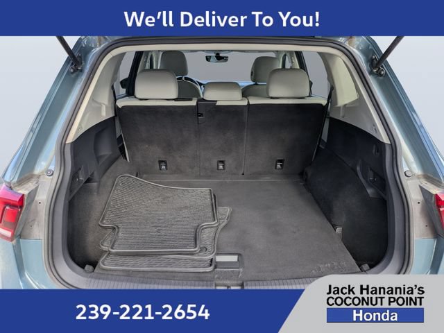 Used 2021 Volkswagen Tiguan SE w/ Panoramic Sunroof Package AWD/4WD image 12