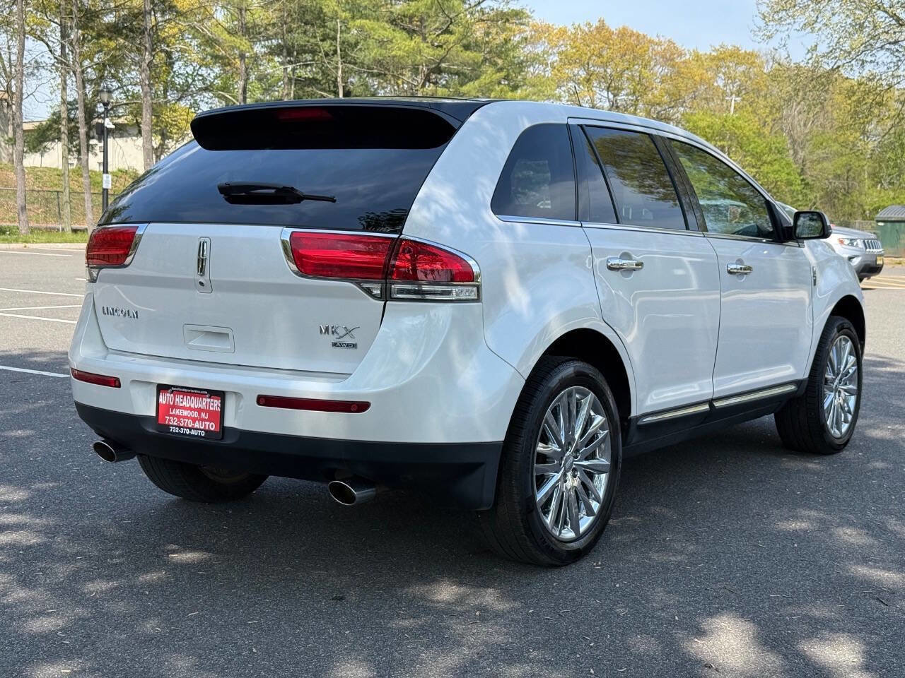Used 2015 Lincoln MKX AWD w/ Equipment Group 102A image 5