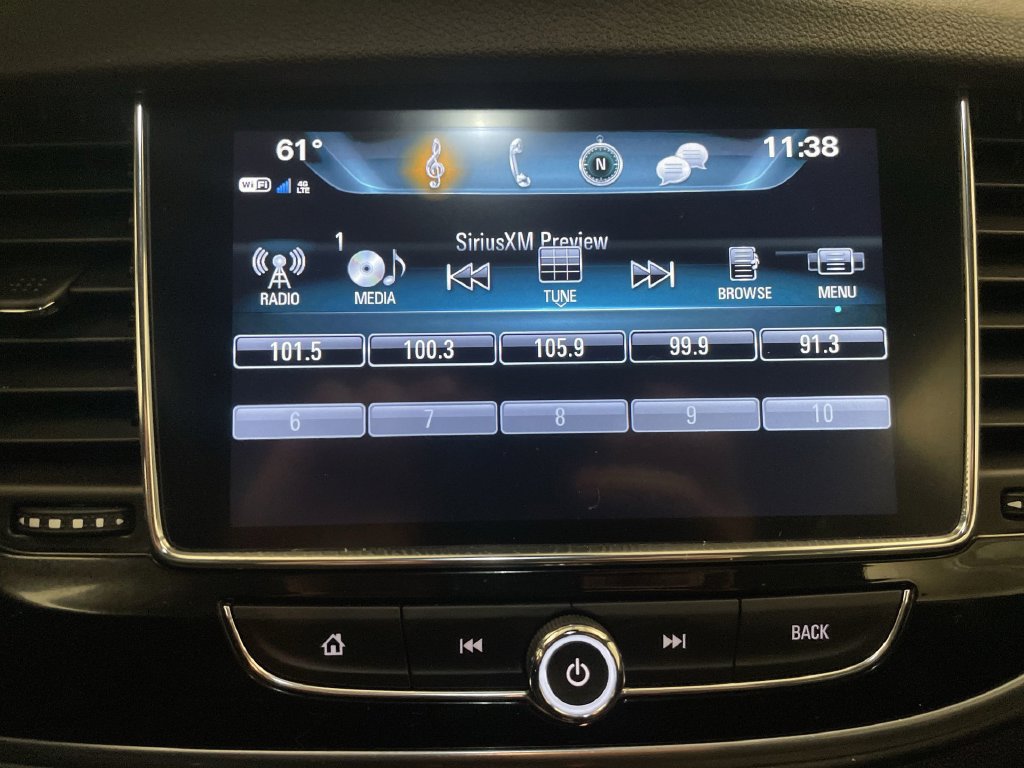 Used 2021 Buick Encore Preferred AWD/4WD image 7
