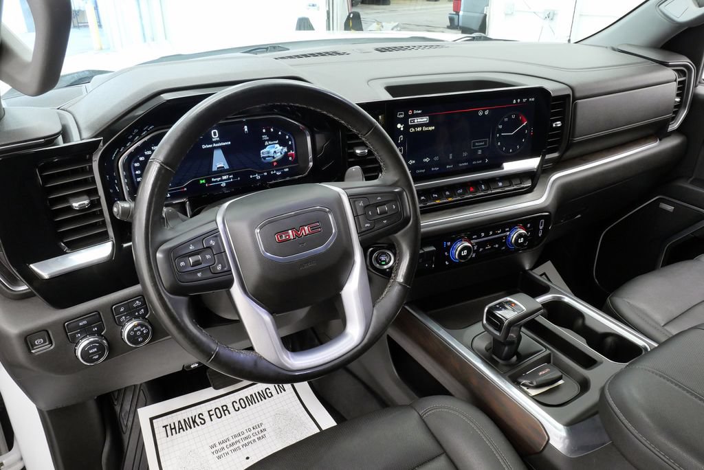 Used 2023 GMC Sierra 1500 SLT w/ SLT Premium Plus Package AWD/4WD image 11