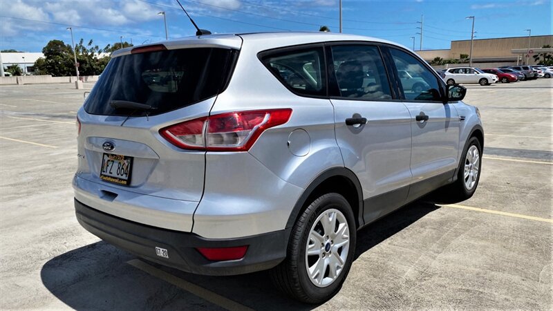 Used 2016 Ford Escape S FWD image 6