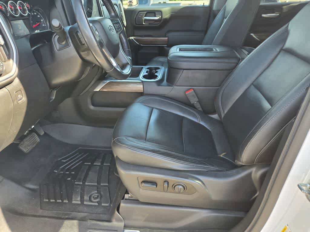 Used 2020 Chevrolet Silverado 1500 LT Trail Boss AWD/4WD image 17