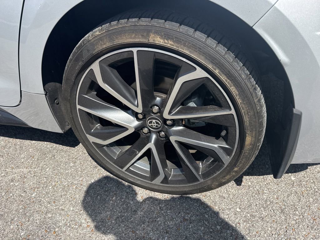 Used 2020 Toyota Corolla XSE FWD image 5
