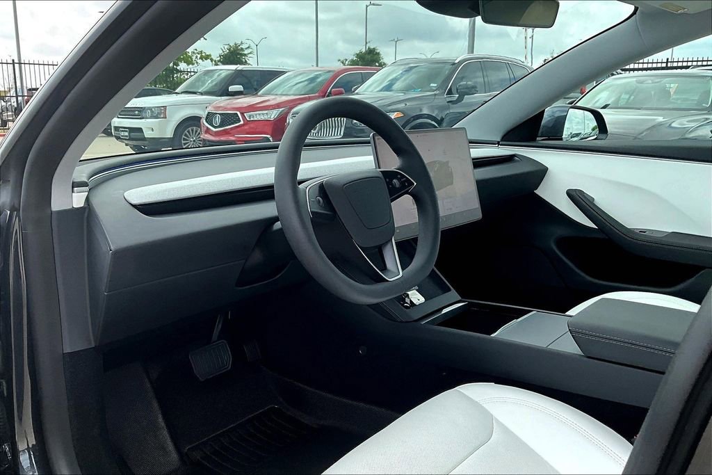 Used 2025 Tesla Model 3 Long Range image 15