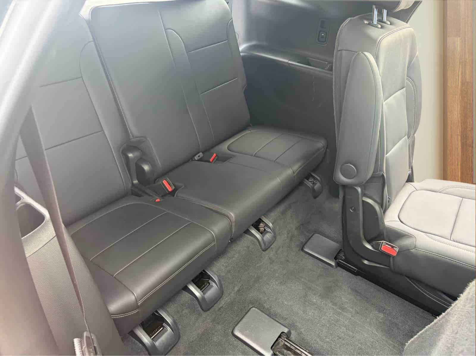 Used 2023 Chevrolet Traverse LT w/ LT Premium Package AWD/4WD image 25