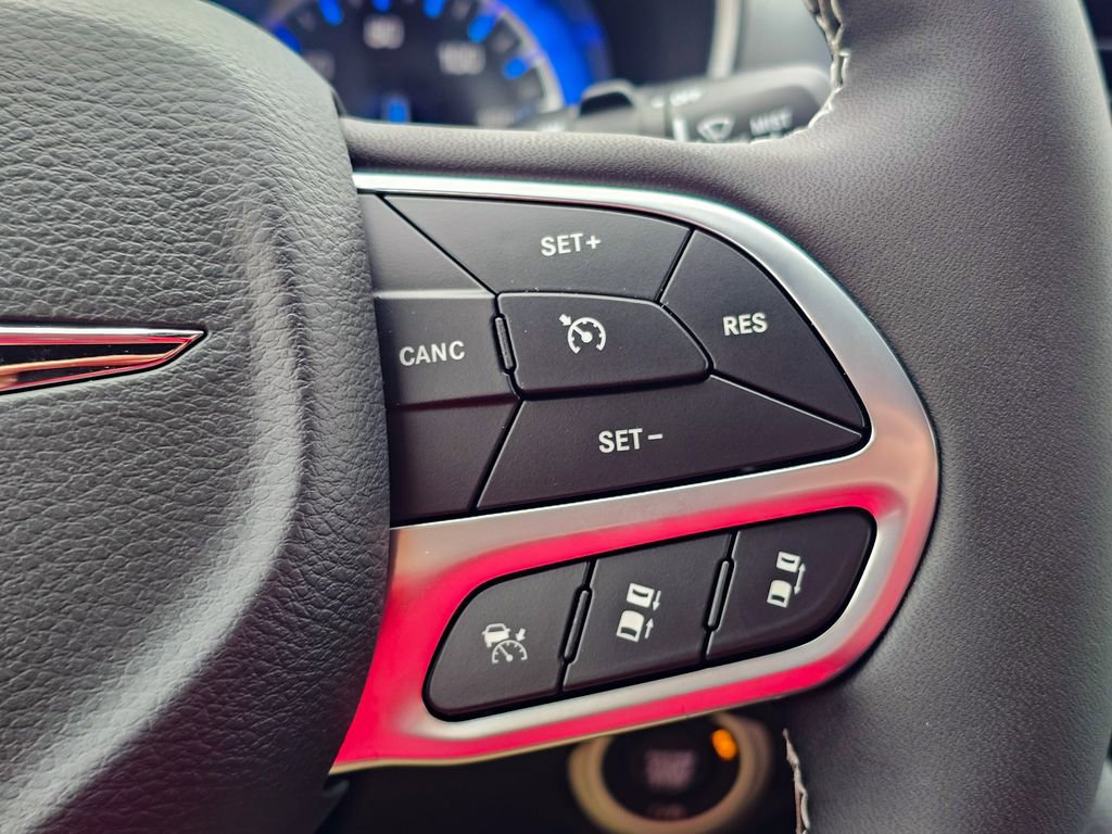 New 2026 Chrysler Pacifica Limited image 22